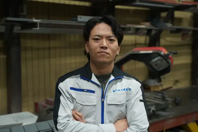 標 紘夢の作業風景
